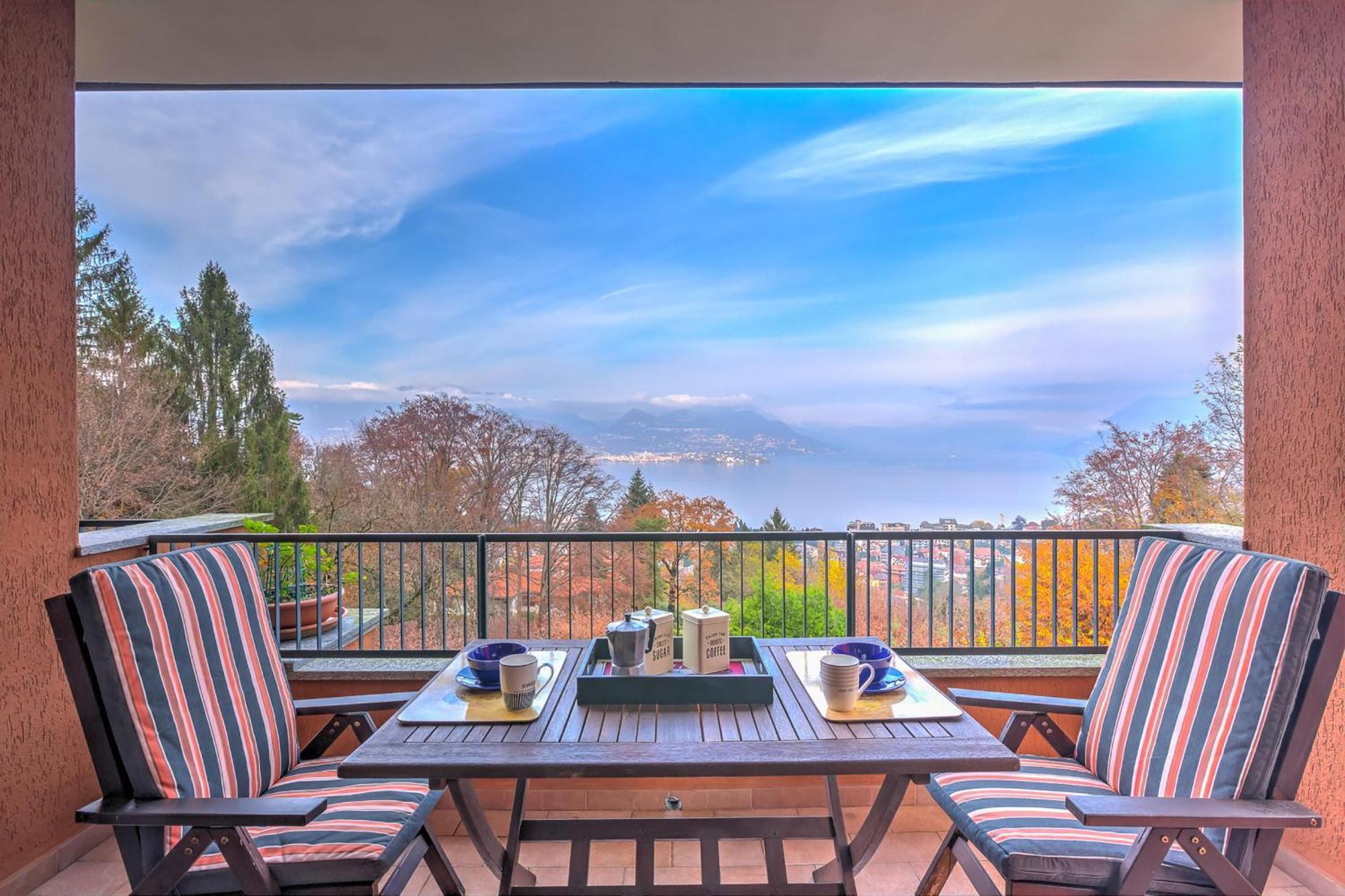 Appartement La Bellavista Penthouse à Stresa Extérieur photo